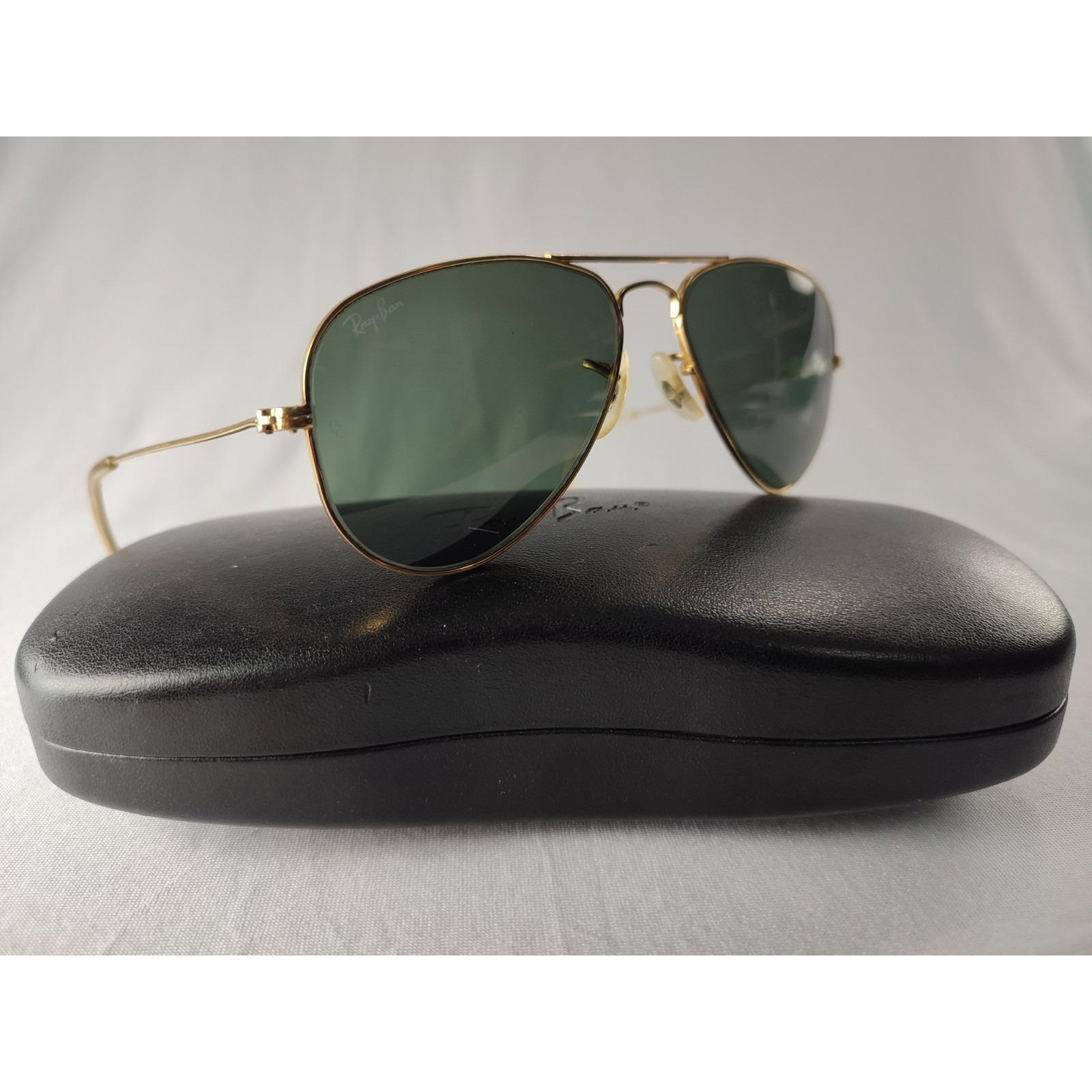 Vintage B&L Ray-Ban Usa Aviator Sunglasses 52-14 Gold G-15 Lenses With Case